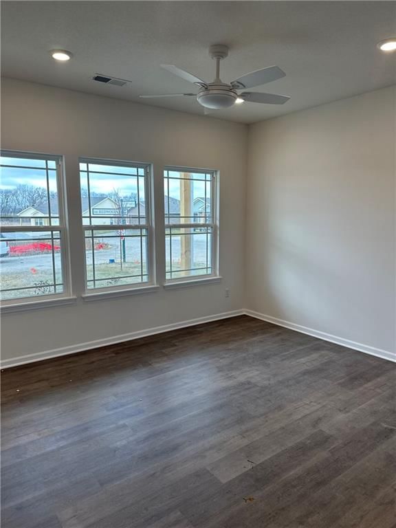 1302 NE Redwood Court — photo 4