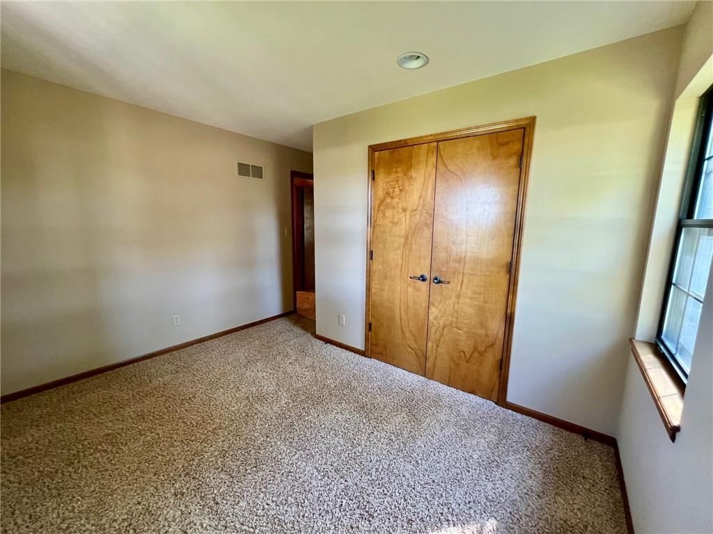 27511 E Blue Mills Road — photo 15