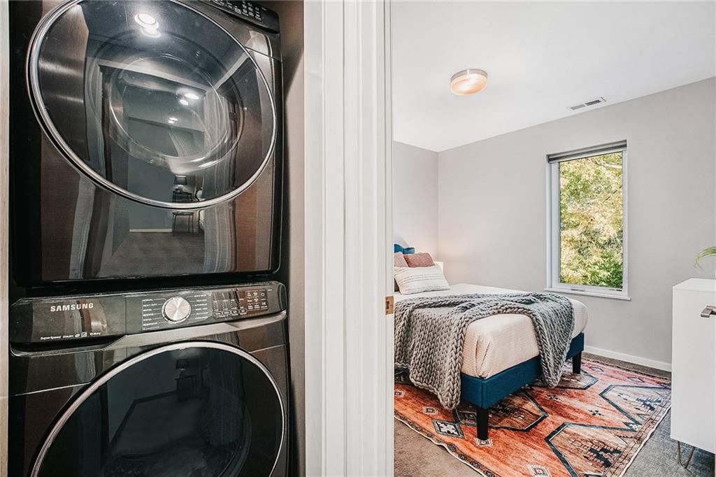 824 E 27th St Street — photo 18