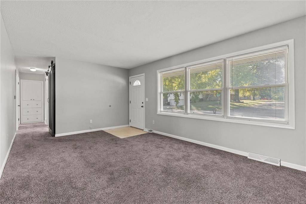 12418 E 49th Terrace S — photo 11