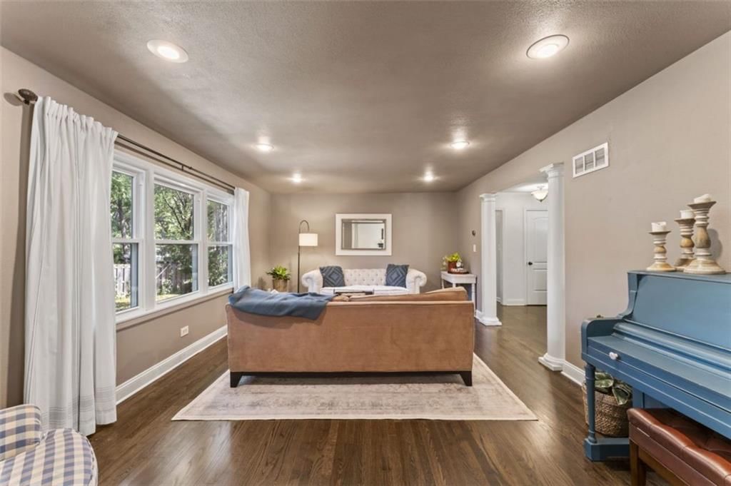 3816 W 50th Street — photo 11