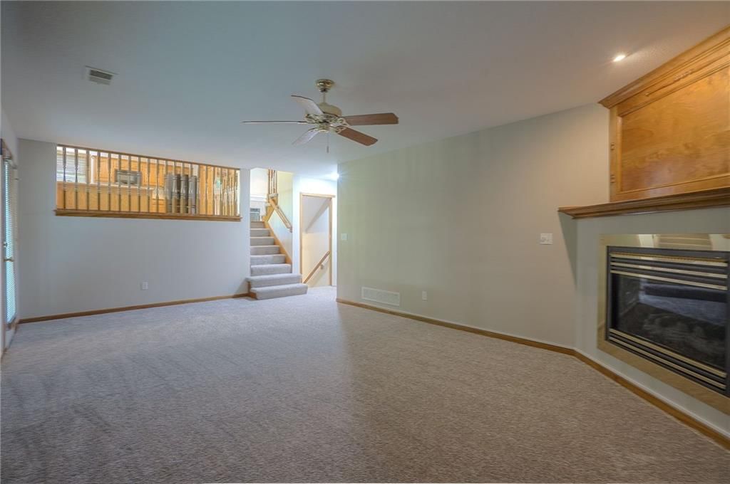 1404 Oakwood Drive — photo 25