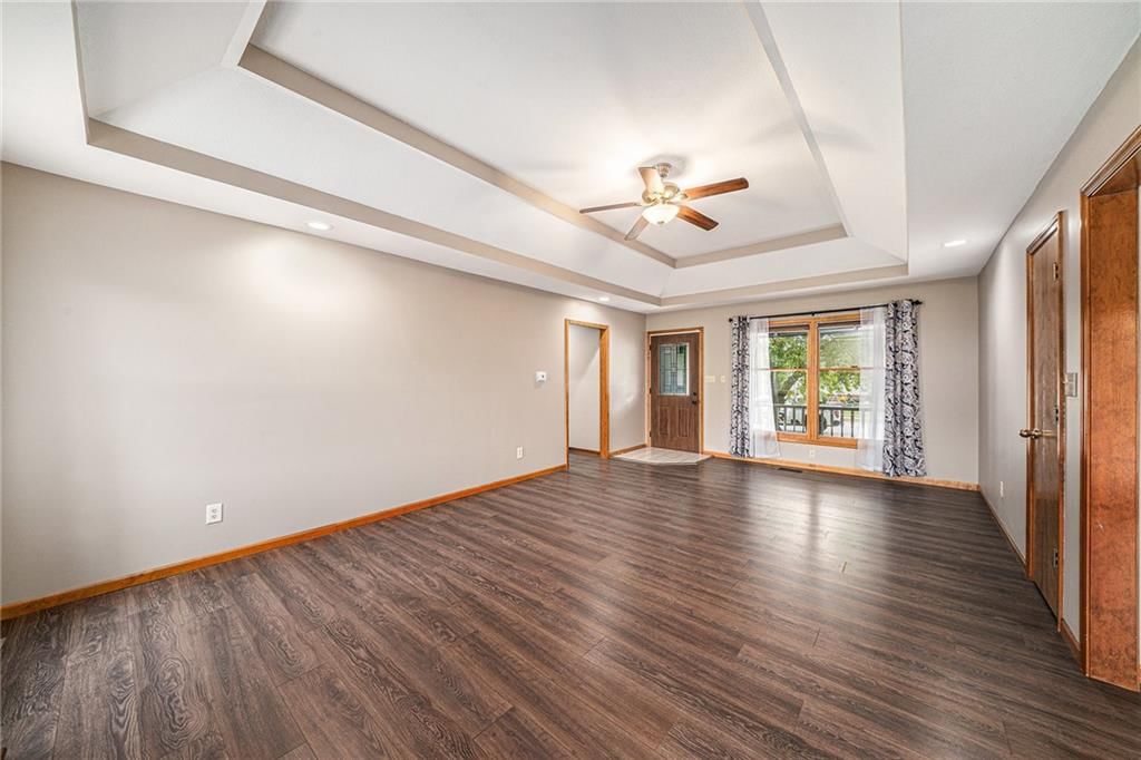 Photo 5 of 22 - 1800 Sunset Drive