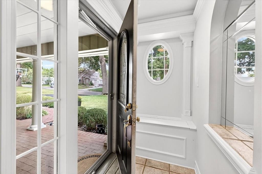 6010 Reinhardt Drive — photo 4