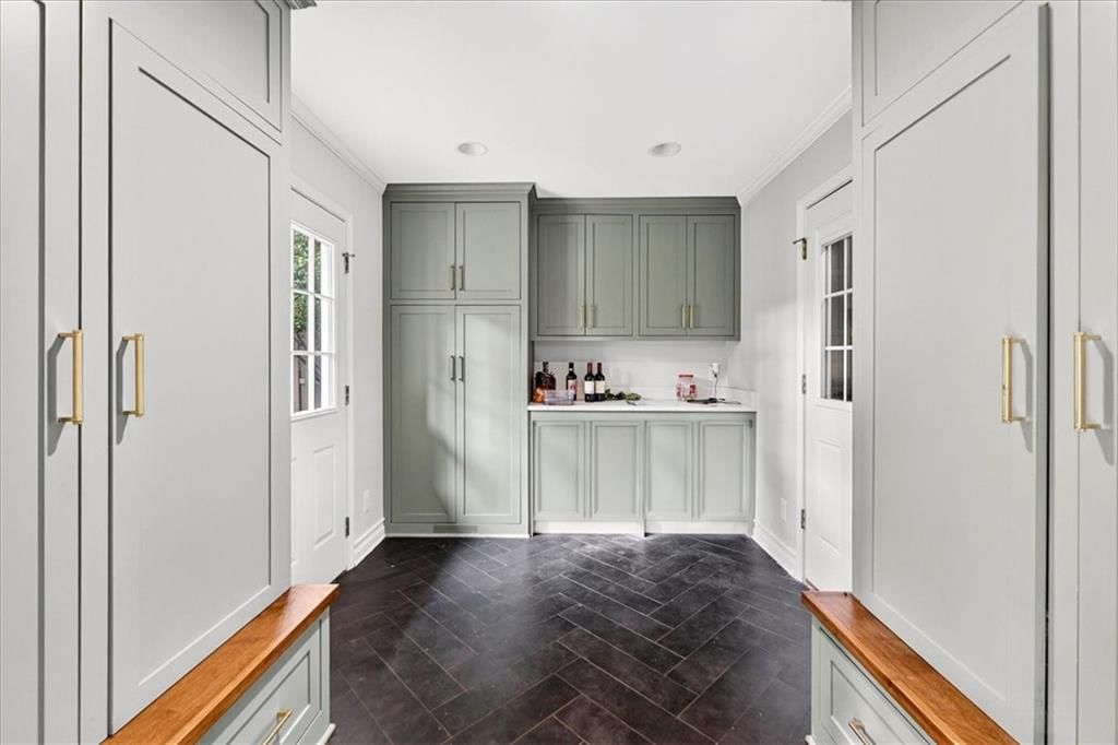 6010 Reinhardt Drive — photo 31