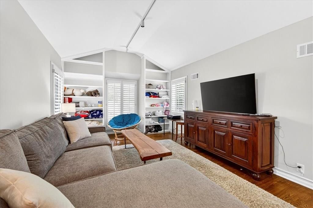 6010 Reinhardt Drive — photo 53