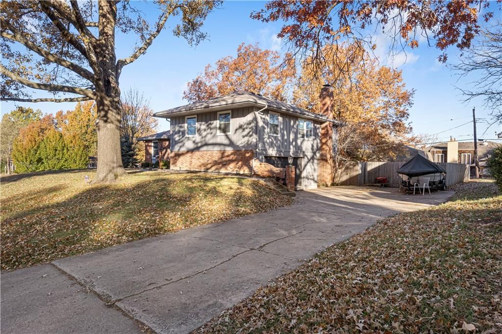 102 Brookside Drive — photo 3