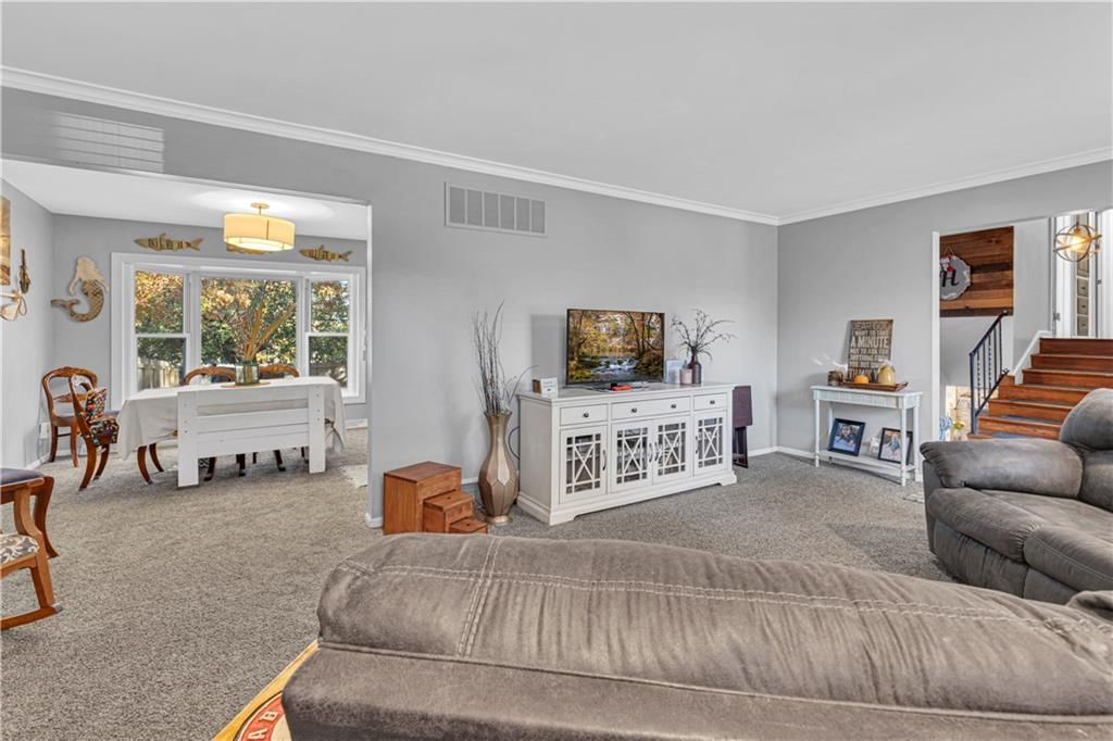 102 Brookside Drive — photo 9