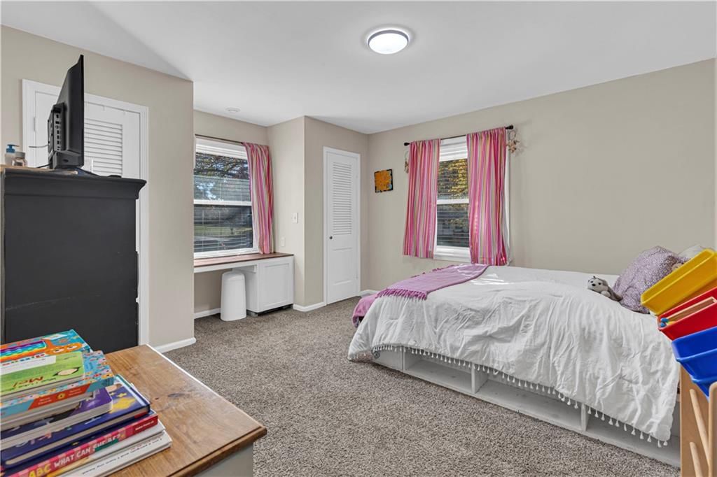 102 Brookside Drive — photo 22