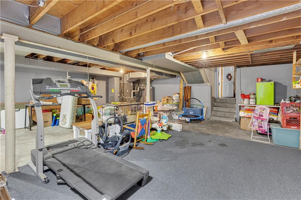 102 Brookside Drive — photo 35