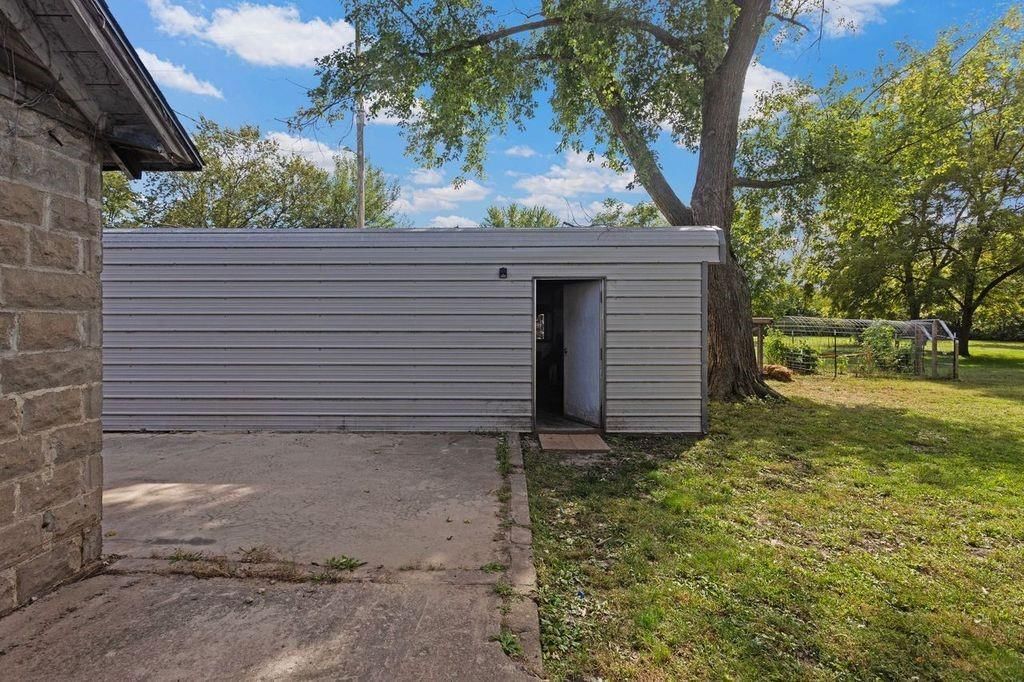 808 E Front Street — photo 19