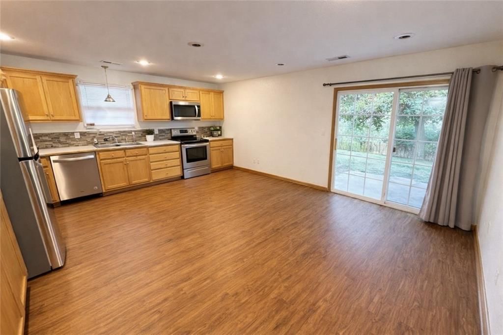 606 Kendrick Street — photo 8