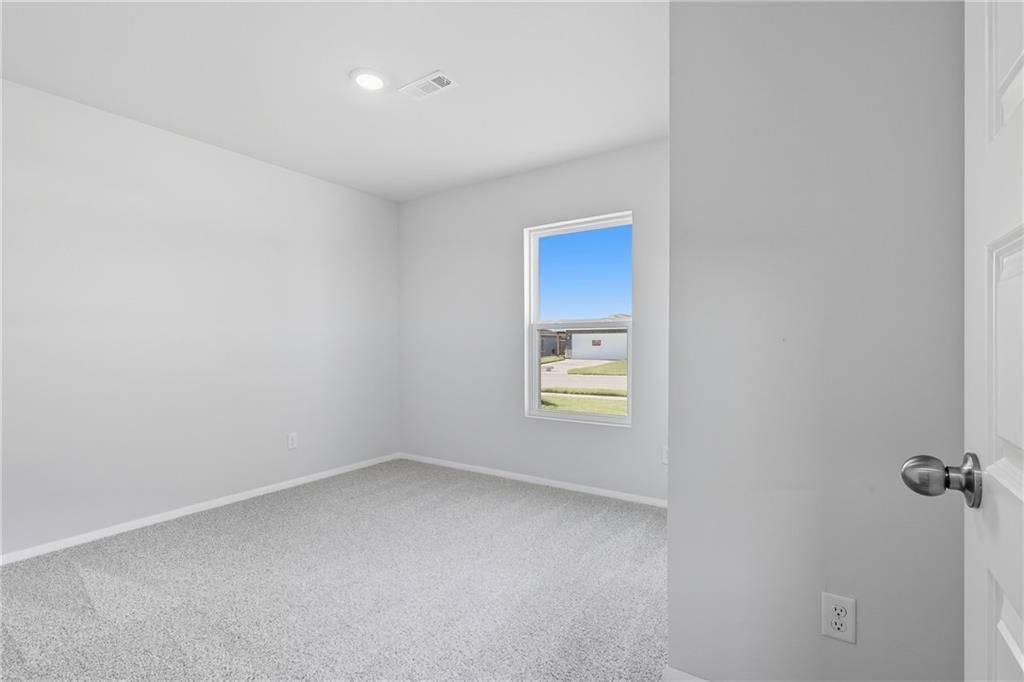 37770 W 207th Terrace — photo 7