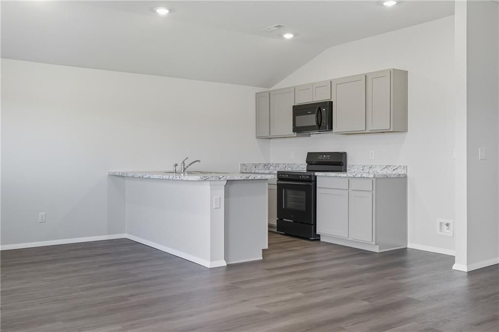 37770 W 207th Terrace — photo 15