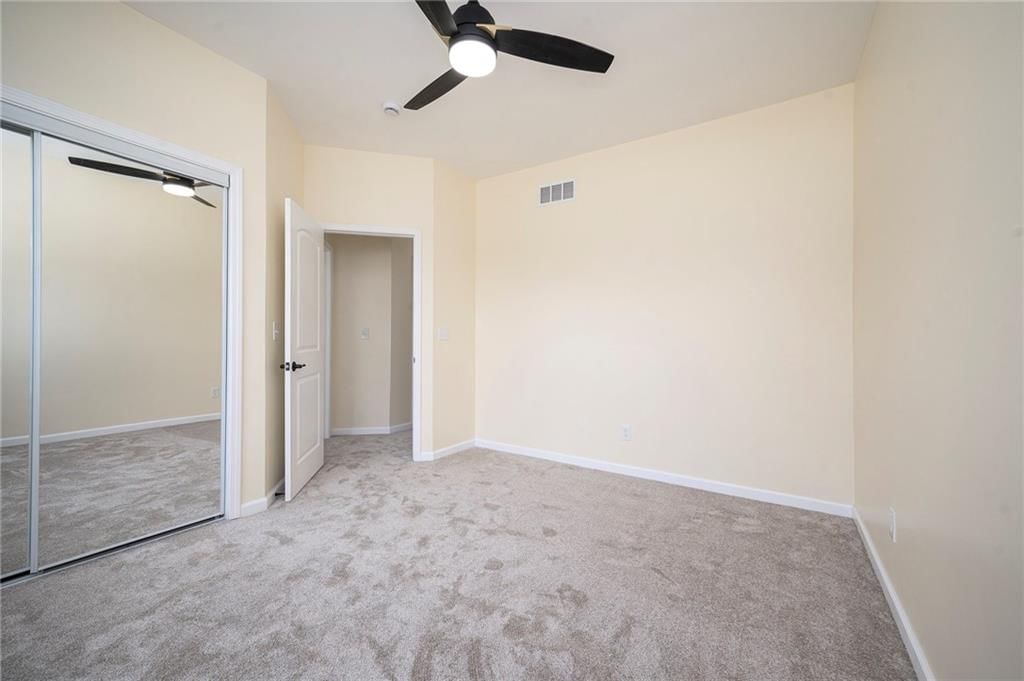 3711 N Wayne Avenue — photo 19