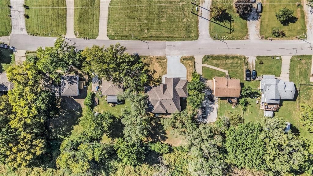 3711 N Wayne Avenue — photo 33