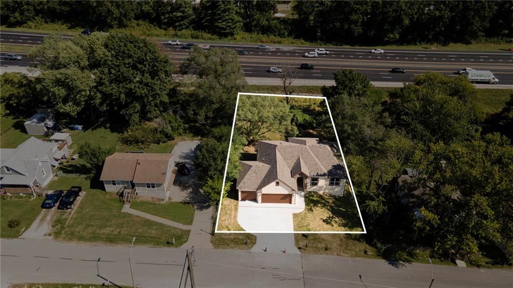 3711 N Wayne Avenue — photo 36