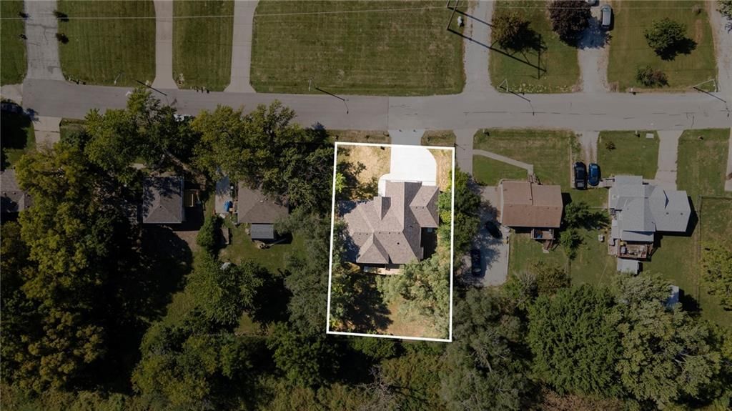 3711 N Wayne Avenue — photo 37