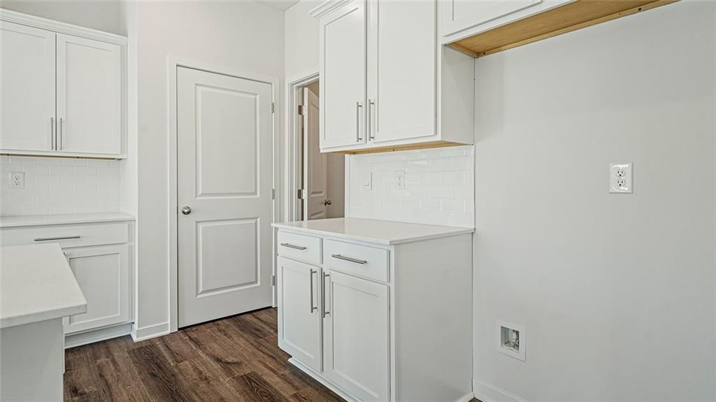 621 Izzy Way — photo 11