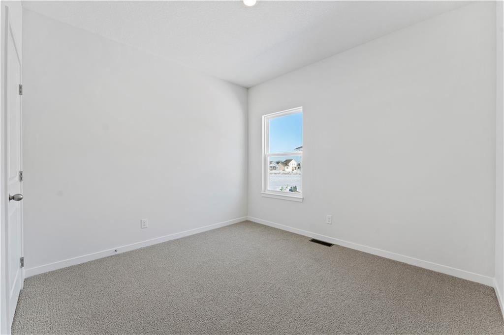 621 Izzy Way — photo 12