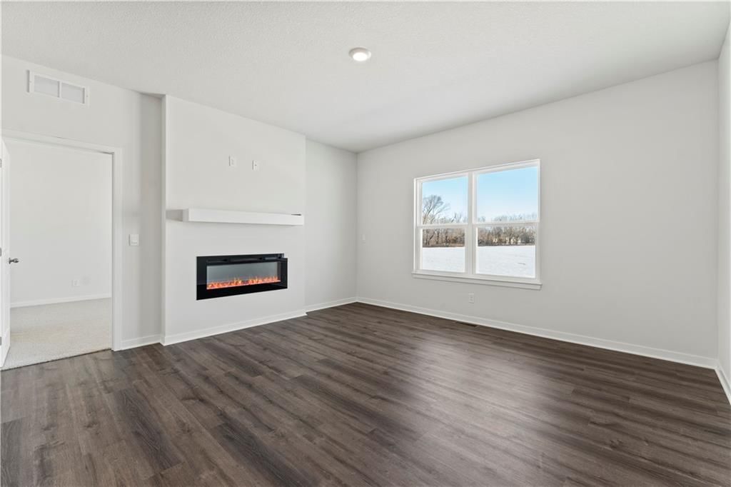 621 Izzy Way — photo 39