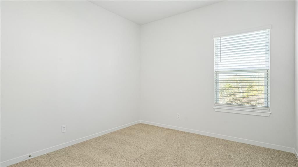 621 Izzy Way — photo 42