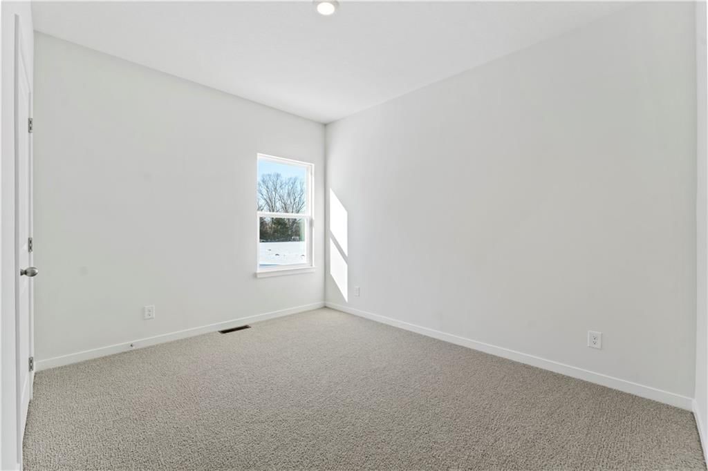 612 Izzy Way — photo 16