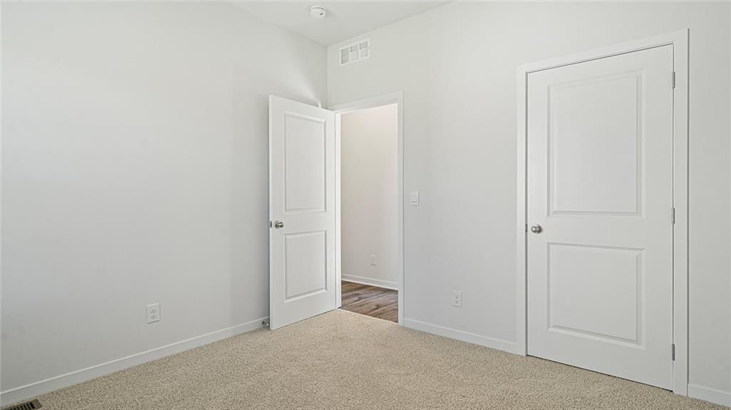 612 Izzy Way — photo 44