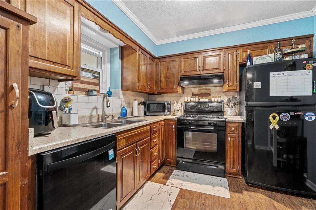 1223 Milwaukee Street — photo 12
