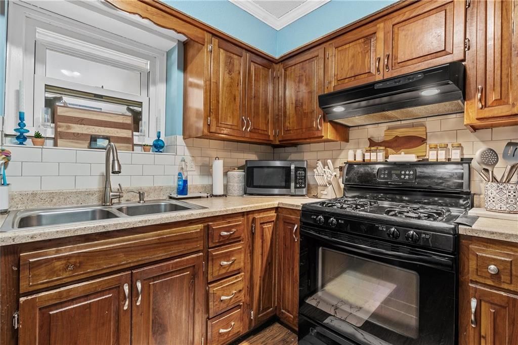 1223 Milwaukee Street — photo 13