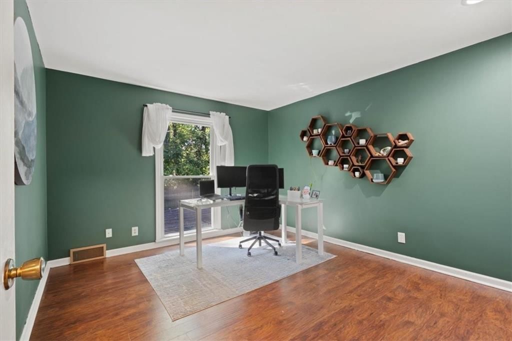 201 W 119th Terrace — photo 13