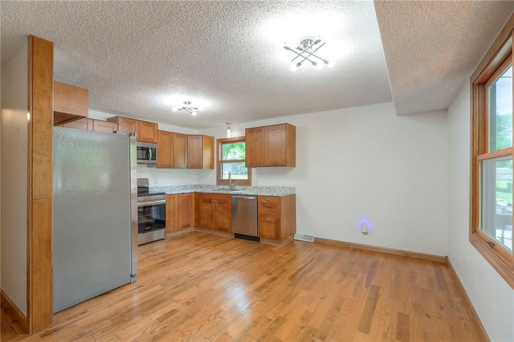 313 SW Ensley Lane — photo 5