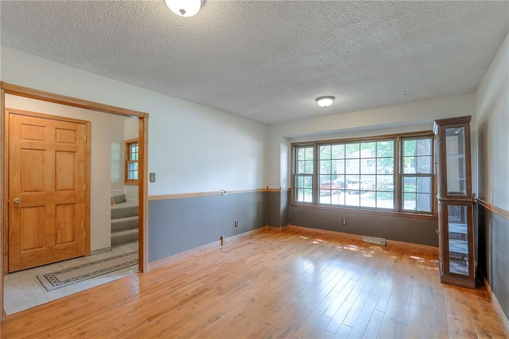 313 SW Ensley Lane — photo 8