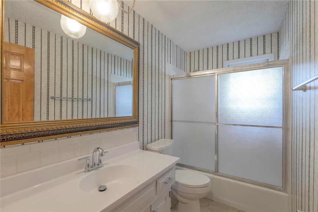 313 SW Ensley Lane — photo 12