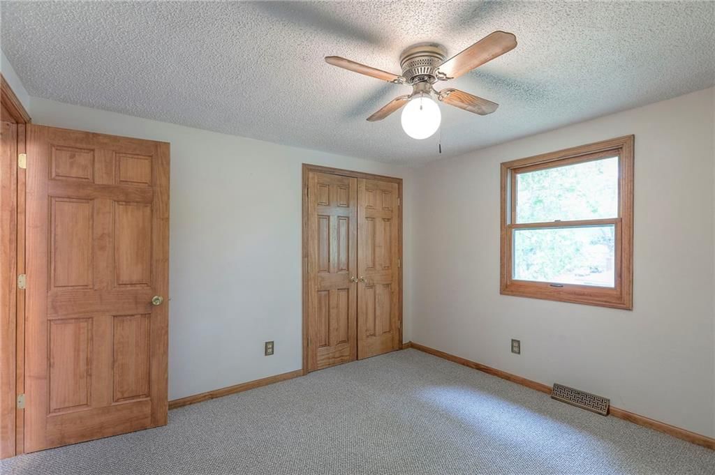 313 SW Ensley Lane — photo 16