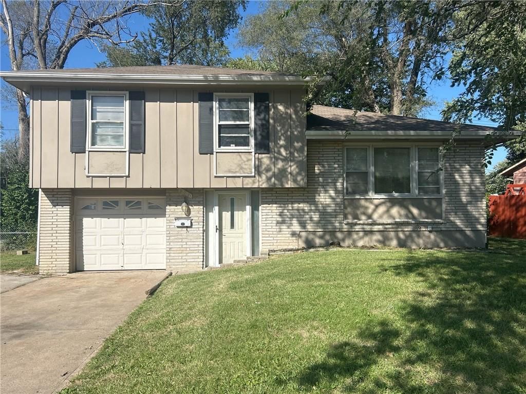 7800 E 91st Street, Kansas City, MO