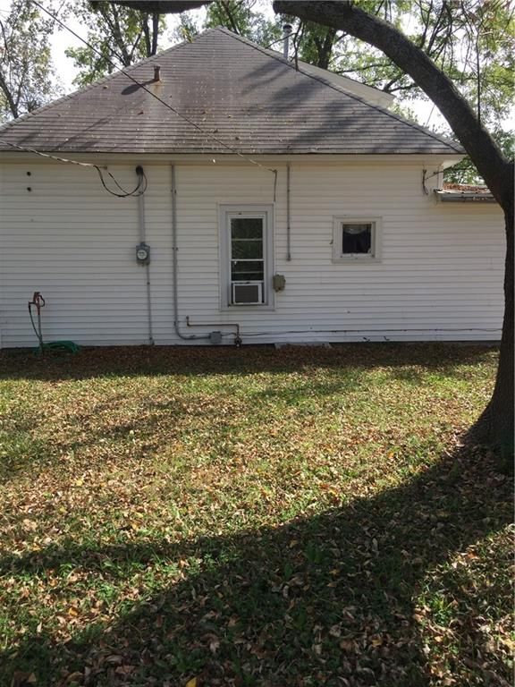 210 N Preston Street — photo 16