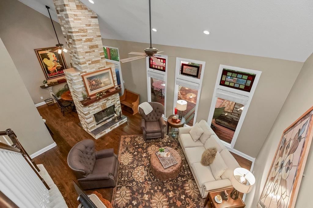 Photo 6 of 35 - 1611 NE 80th Place