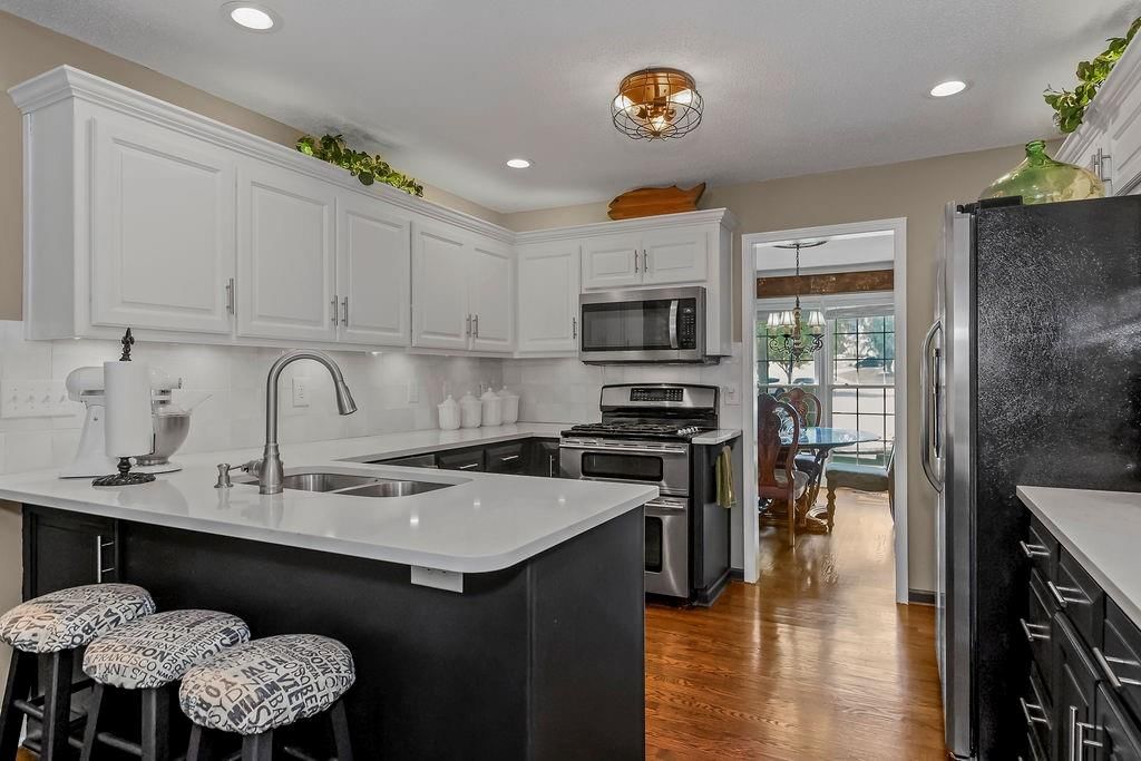 Photo 9 of 35 - 1611 NE 80th Place