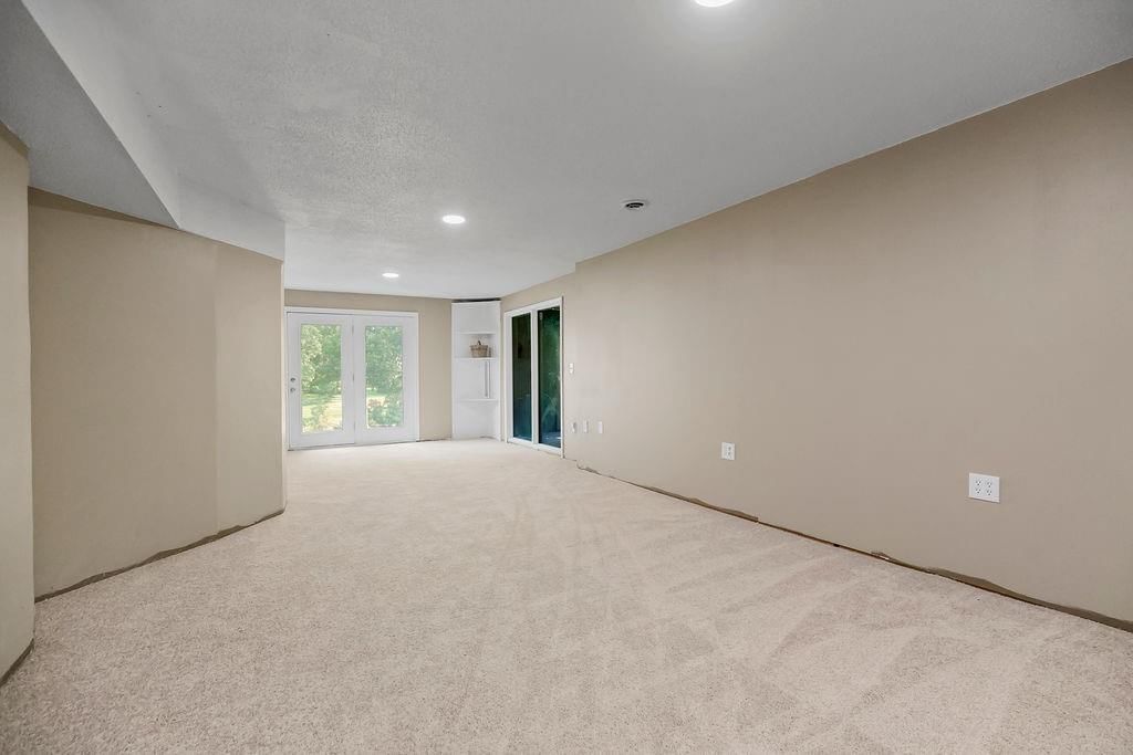 Photo 21 of 35 - 1611 NE 80th Place
