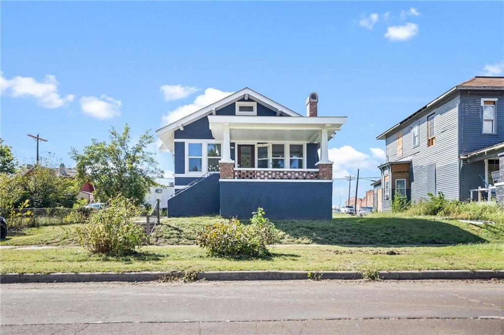 714 Vine Street — photo 1