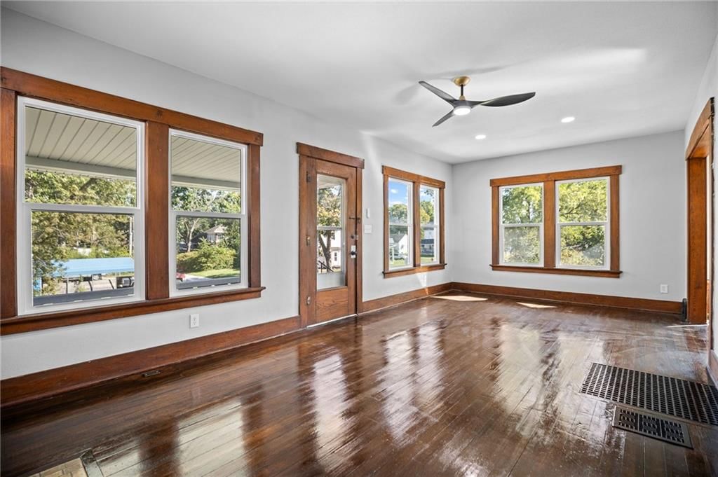 714 Vine Street — photo 3