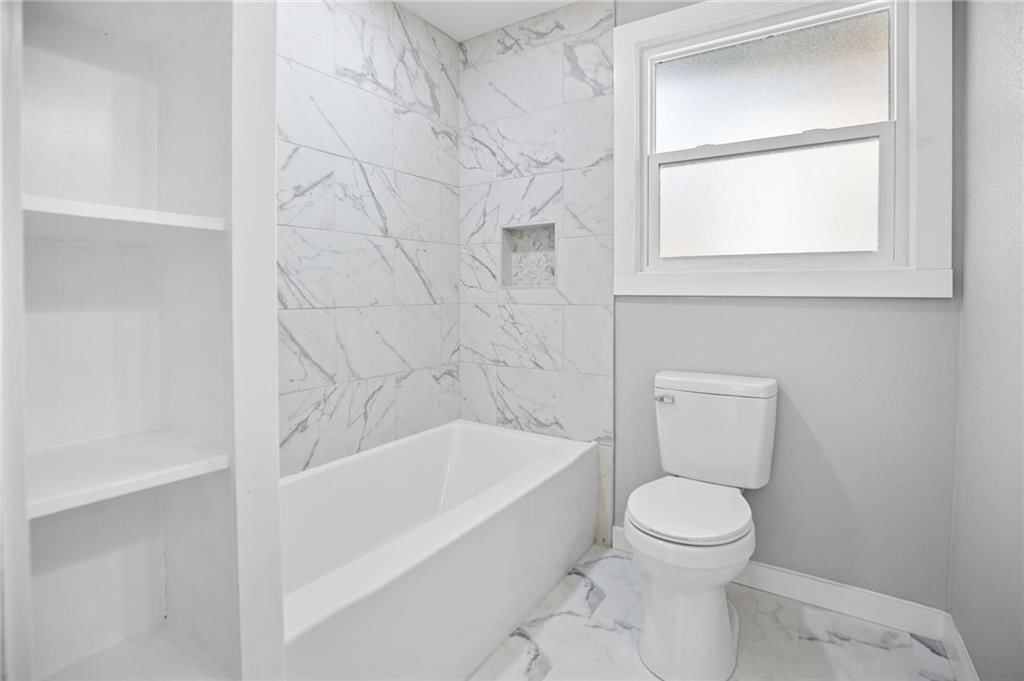 714 Vine Street — photo 17