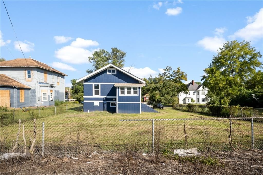 714 Vine Street — photo 28