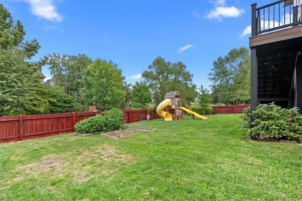 Photo 50 of 52 - 21522 W 98th Terrace