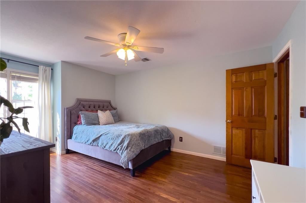 13009 Fontana Street — photo 16