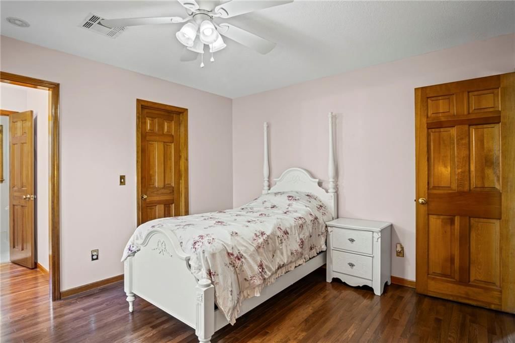 13009 Fontana Street — photo 26