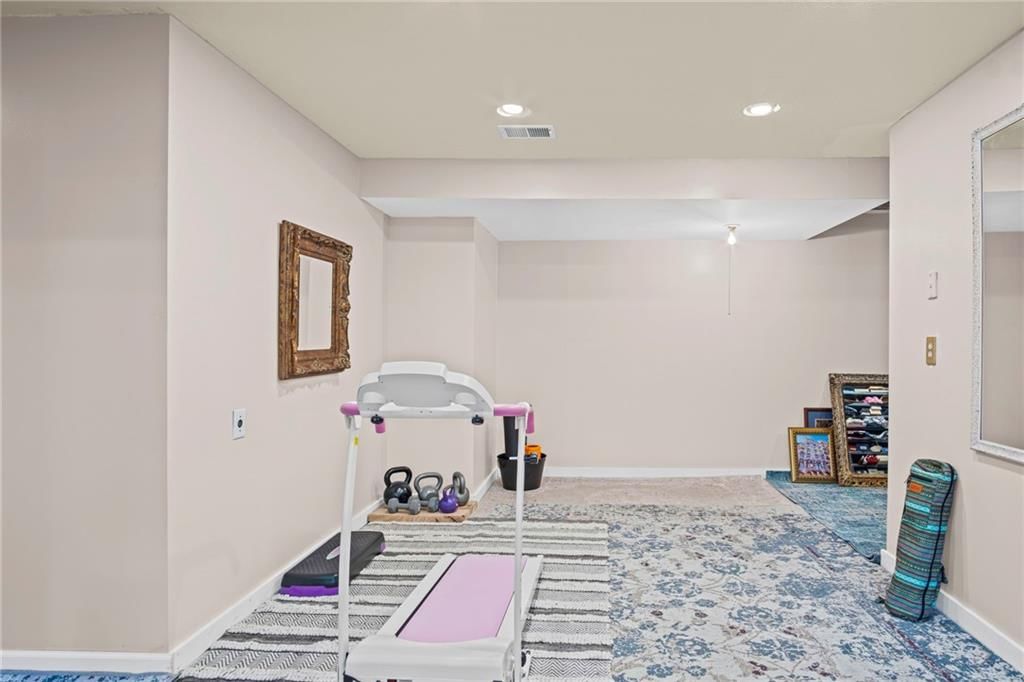 13009 Fontana Street — photo 35