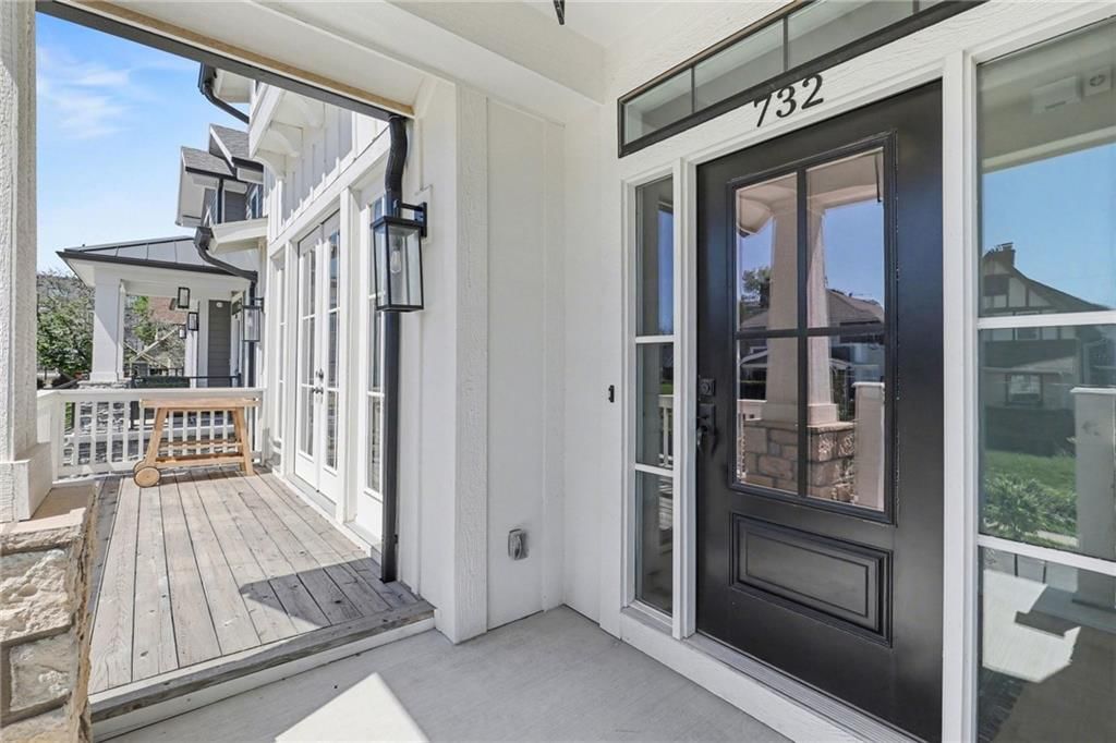 732 Corbin Terrace — photo 5