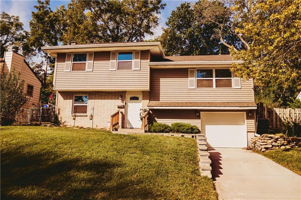 4900 N Manchester Avenue, Kansas City, MO